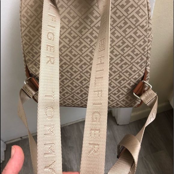 ?new with tags authentic Tommy Hilfiger backpack main image 7